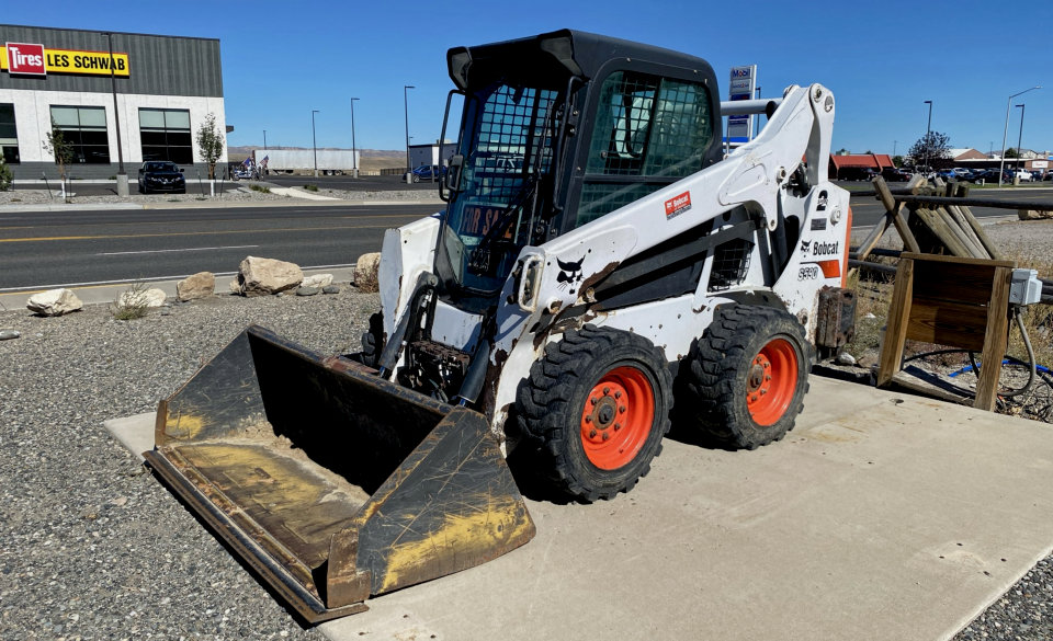 2014 Bobcat S590 Skidsteer Tractor For Sale at Stickshift Motors Cody, WY